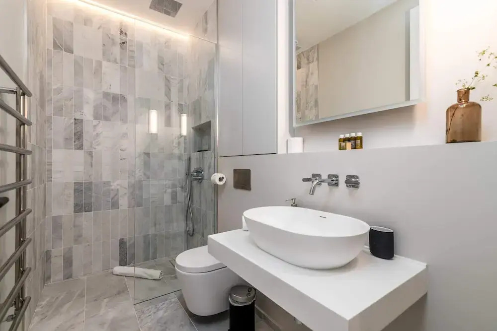 Modern Apartment Near Central London