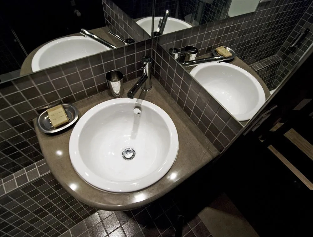 Sarai Apartments