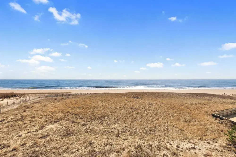 Adagio 302 Modern 2BR Condo With Ocean Views