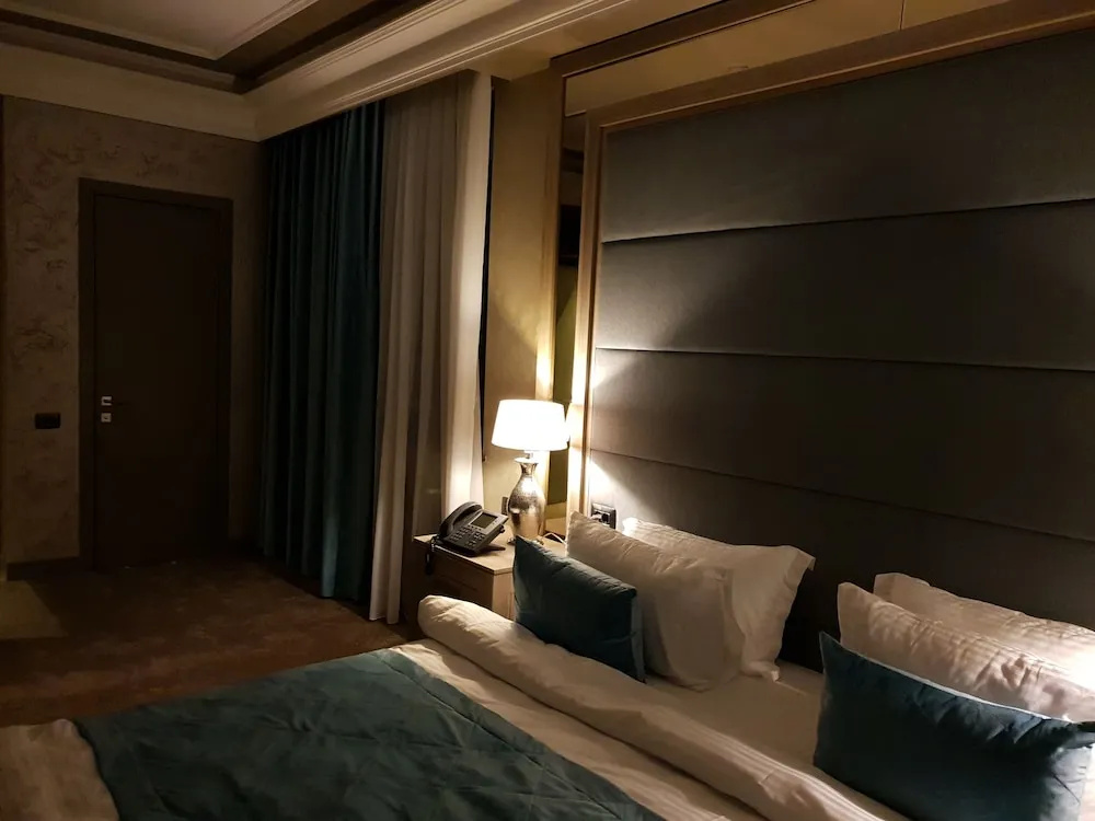 Home Boutique Hotel