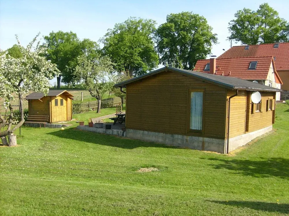 Lovely Bungalow near Sea in Elmenhorst