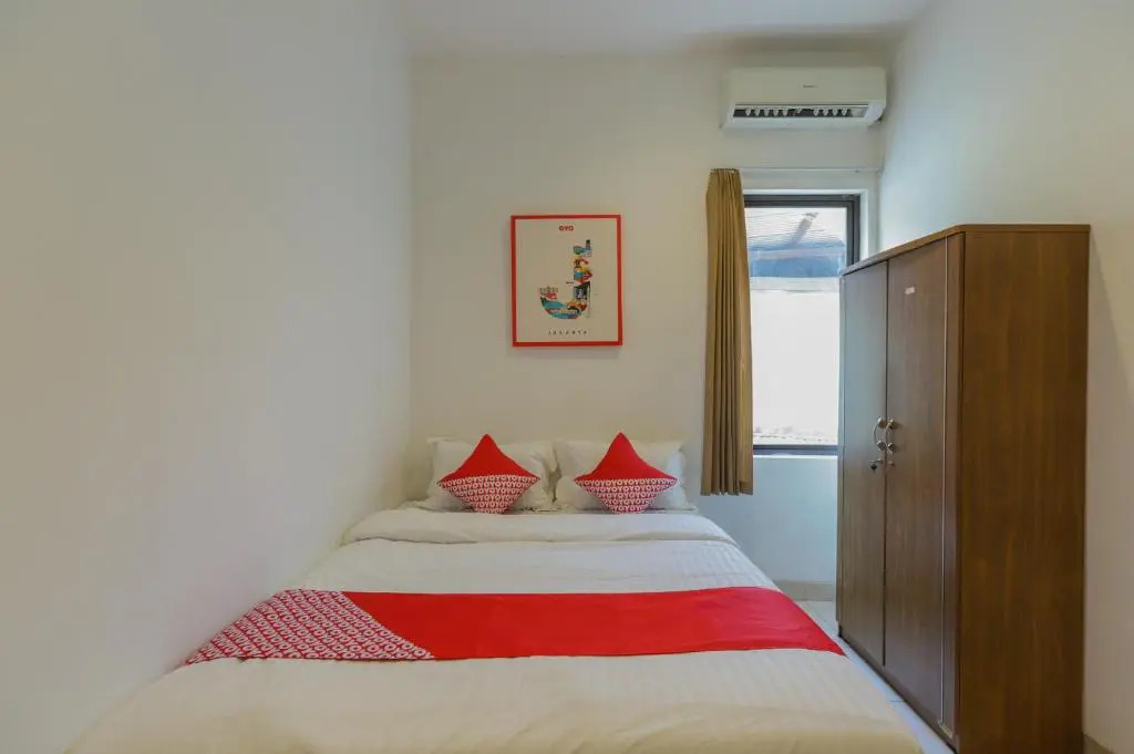 SUPER OYO 866 Idola Residence