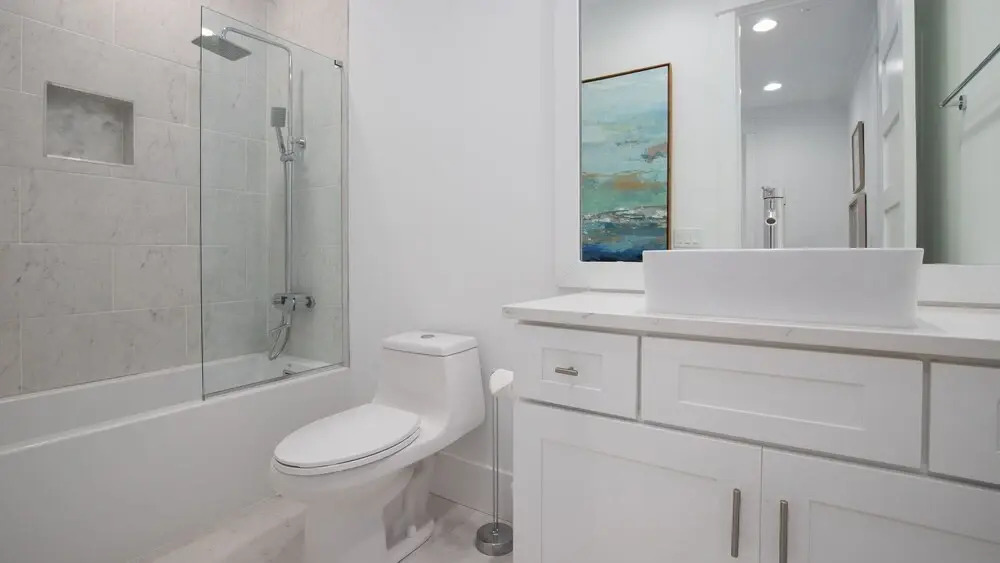 Emerald Elegance by Avantstay 5 Mins TO Beach w/ Chefs Kitchen, Pool & Bbq!