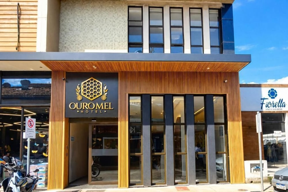 Hotel Ouro Mel