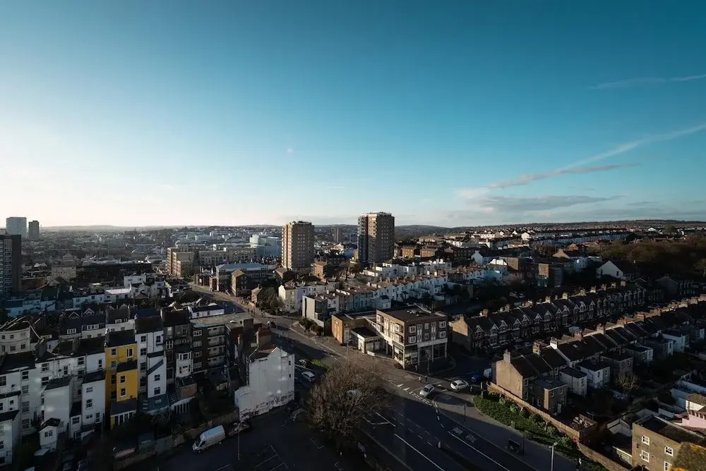 Central Brighton 1-bedroom Flat Modern & Bright Walk to Beach Sleeps 2