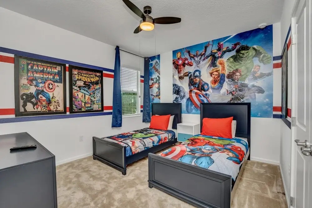 Family Resort - 12br Mansion w Pool BBQ Games