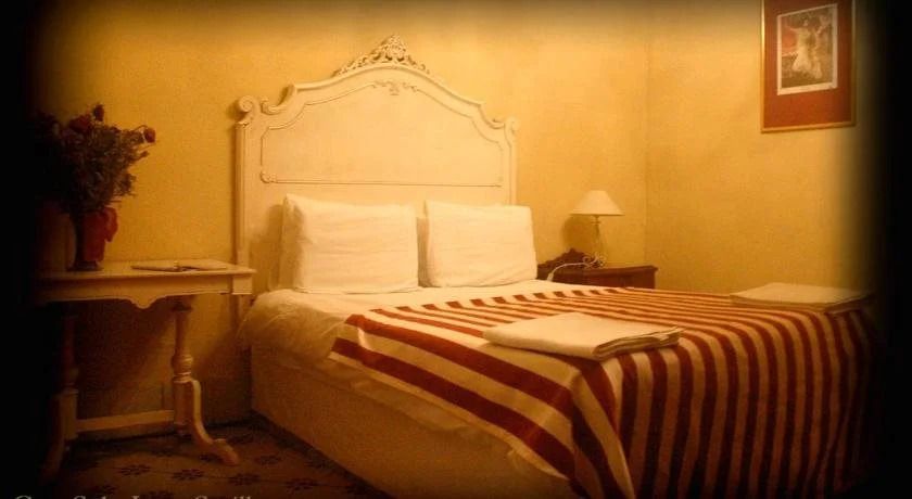 Hostal-Casa Sol y Luna