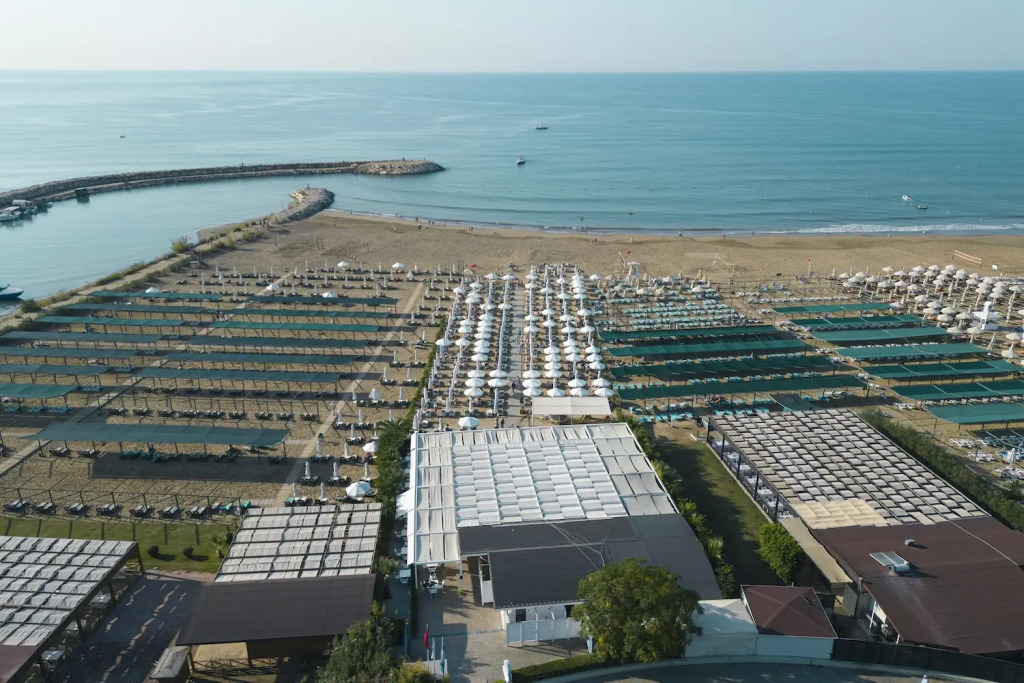 Seashell Resort & Spa