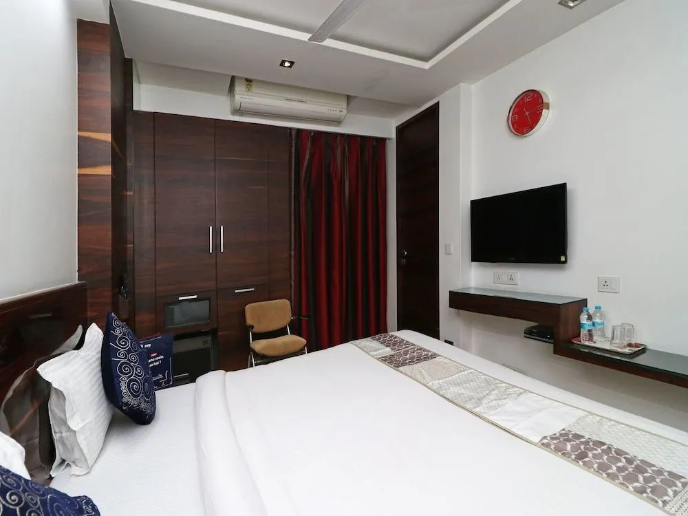 OYO 9536 Bee For Home Stay