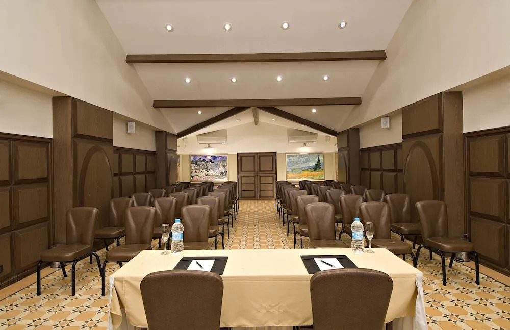 Chambers Mahabaleshwar, A Club Mahindra Associate Resort