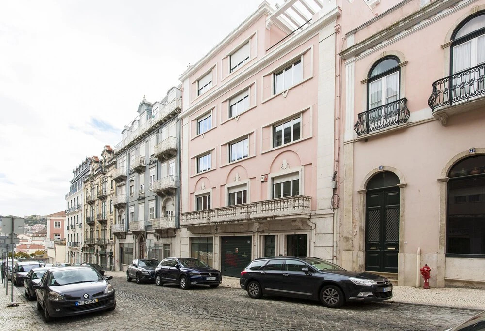City Deluxe Iii Apartment Rentexperience