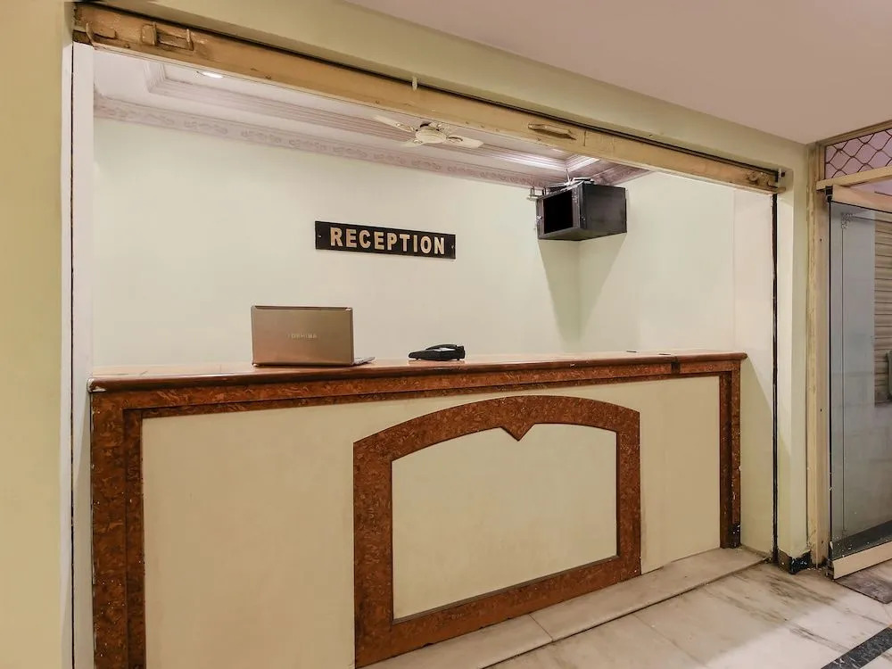 OYO 23191 Flagship Hotel Raj Madan Ameerpet