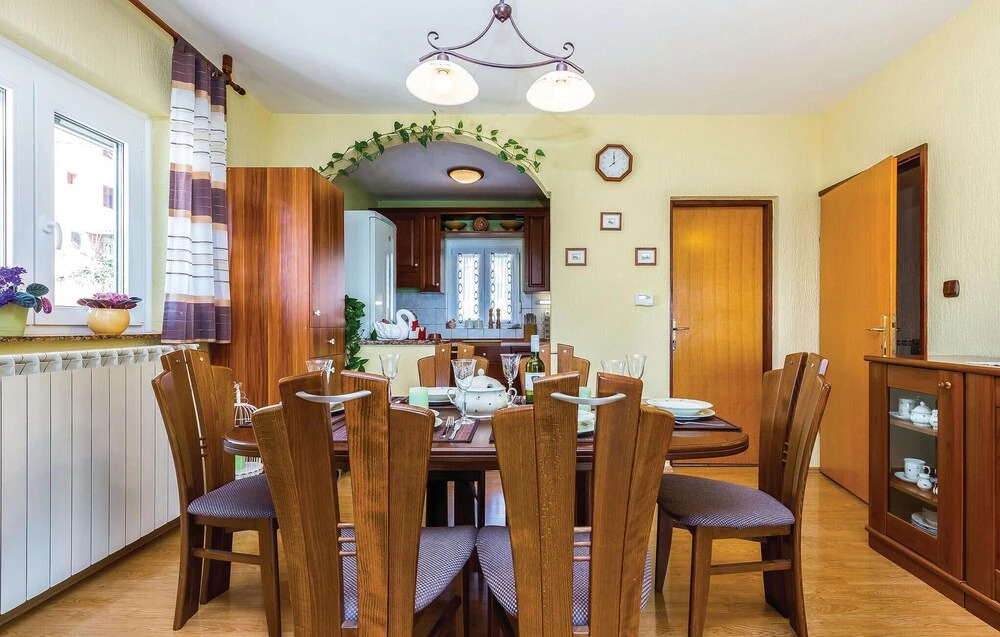 Cozy Apartment In Crikvenica