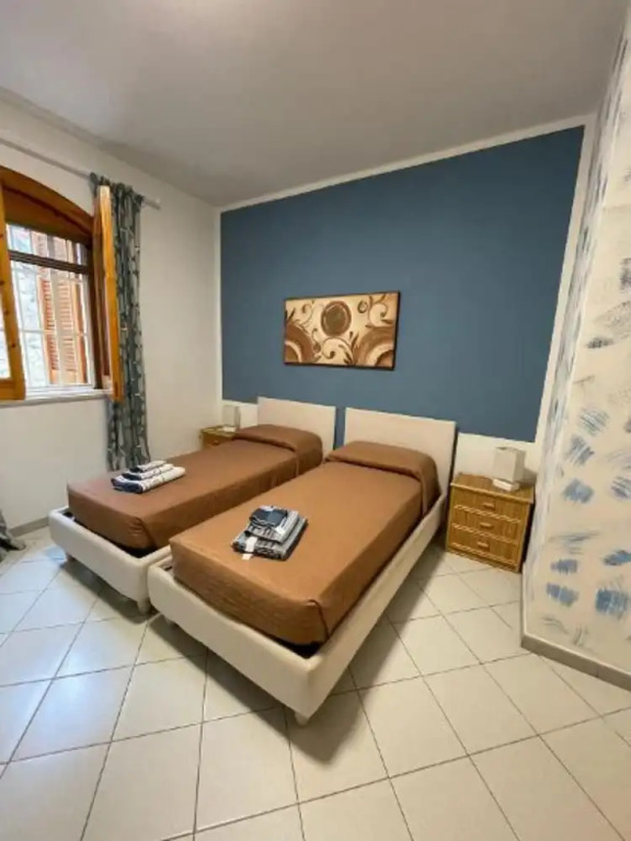 Apartment in Villa with Swimming Pool 20 Meters from the Sea