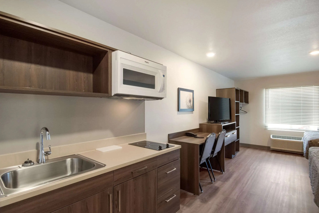 WoodSpring Suites Colorado Springs North - Air Force Academy