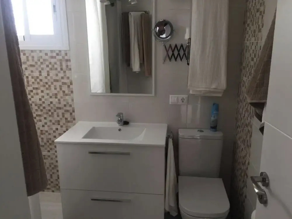 Seaside Bliss 2 Bedroom Condo in Fuengirola