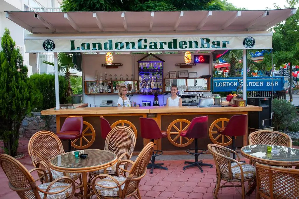 London Hotel