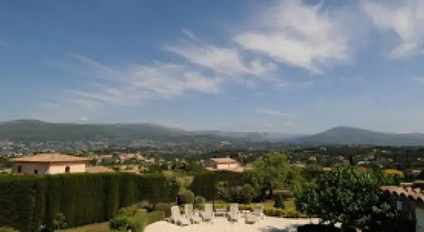 Cerise Villa