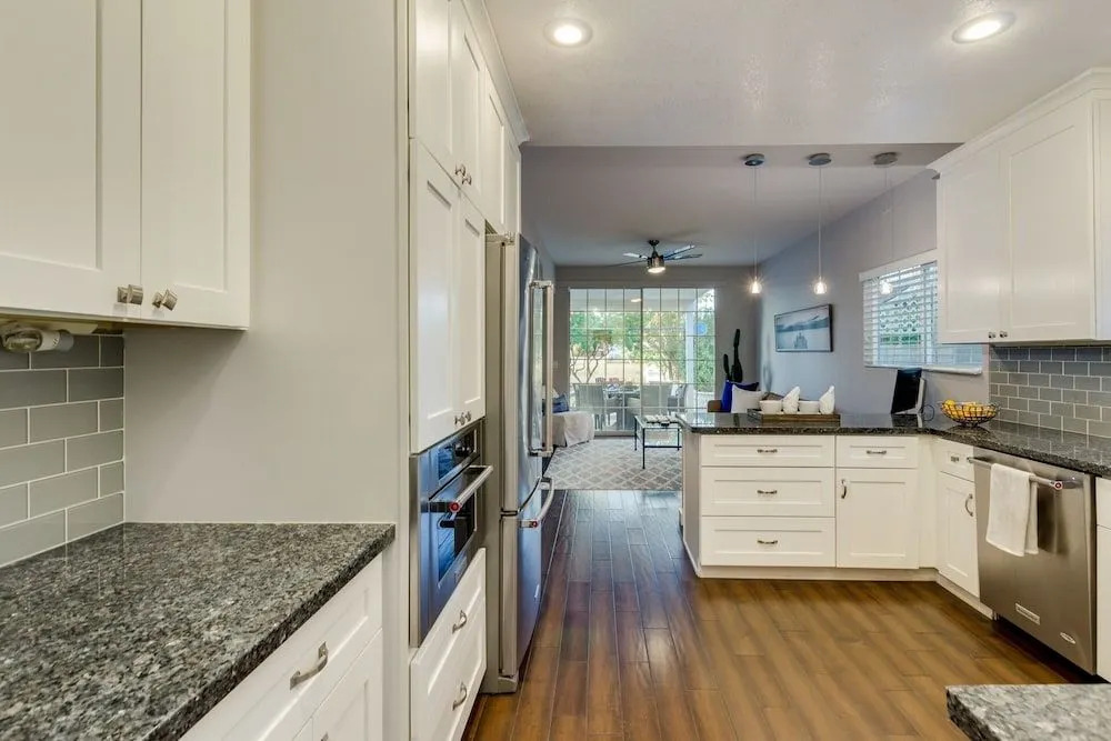Waterfront w/ Heated Pool and a Paddle Boat in Gilbert! by Redawning