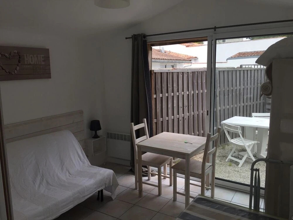 Studio in Rivedoux-plage, With Pool Access, Enclosed Garden and Wifi -