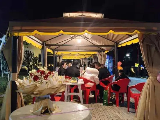 Tuta Yunxuan Hotel (Qiandongnan Danzhai Wanda Town)