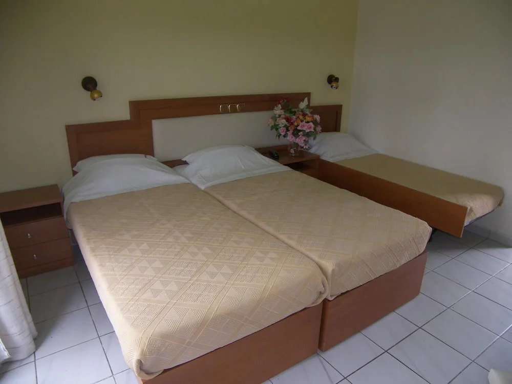 Castello Rosso Hotel
