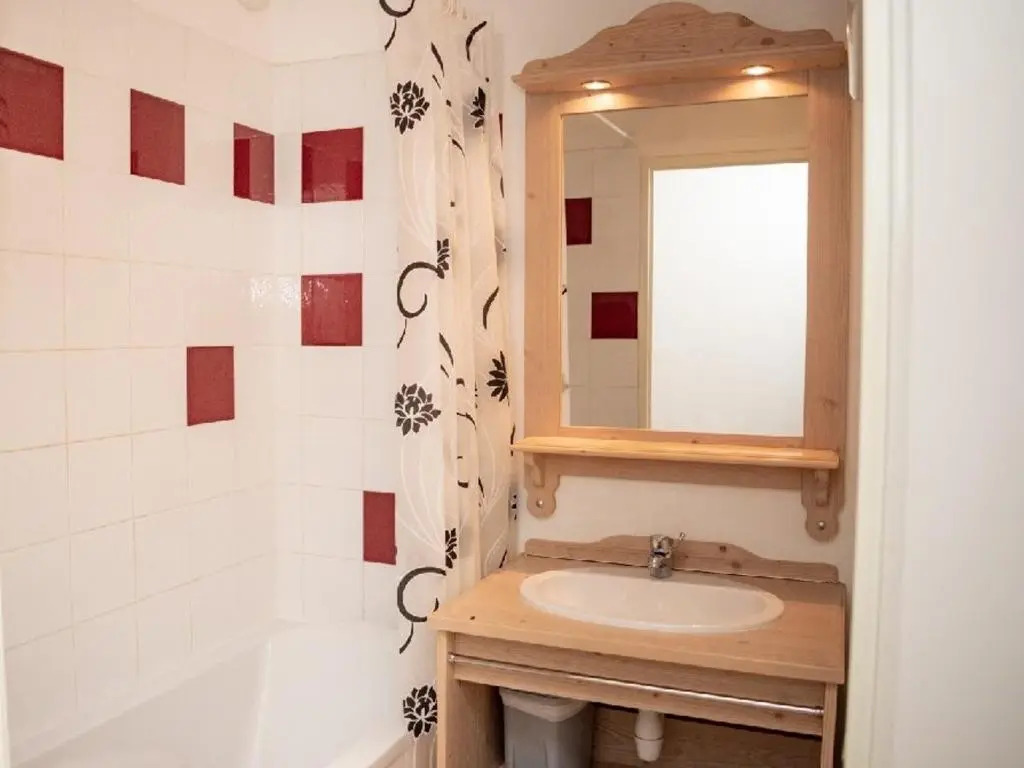 Appartement Puy-Saint-Vincent, 3 pièces, 6 personnes - FR-1-504-145