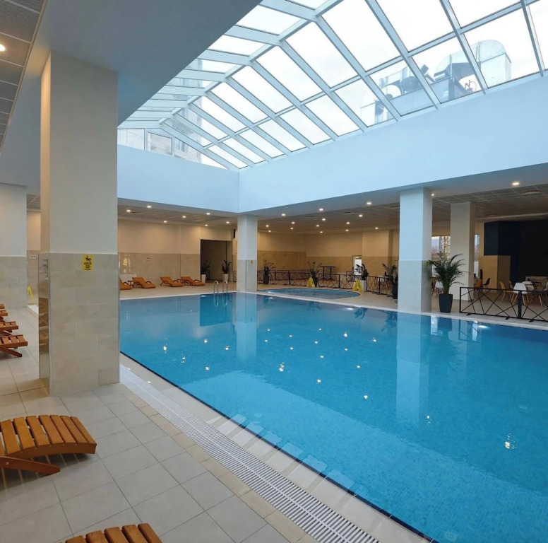 Luxury two Bedroom Condo & Pool, 3rd Floor