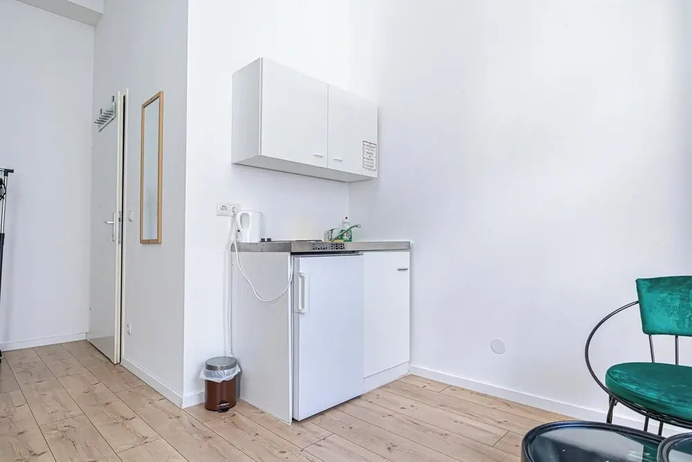 8 Studios with Terrace in Margareten