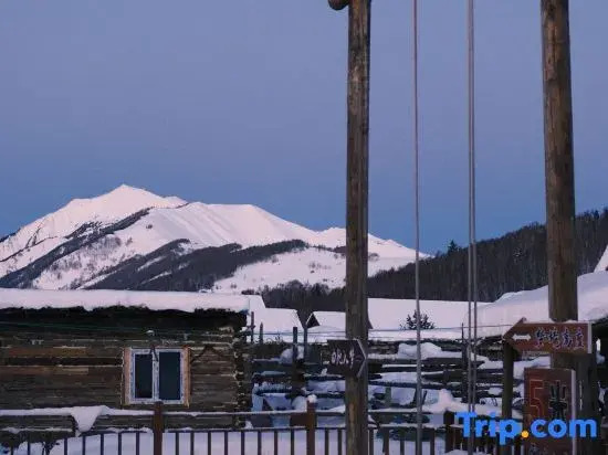 Hemu Wuyin Mountain House Homestay