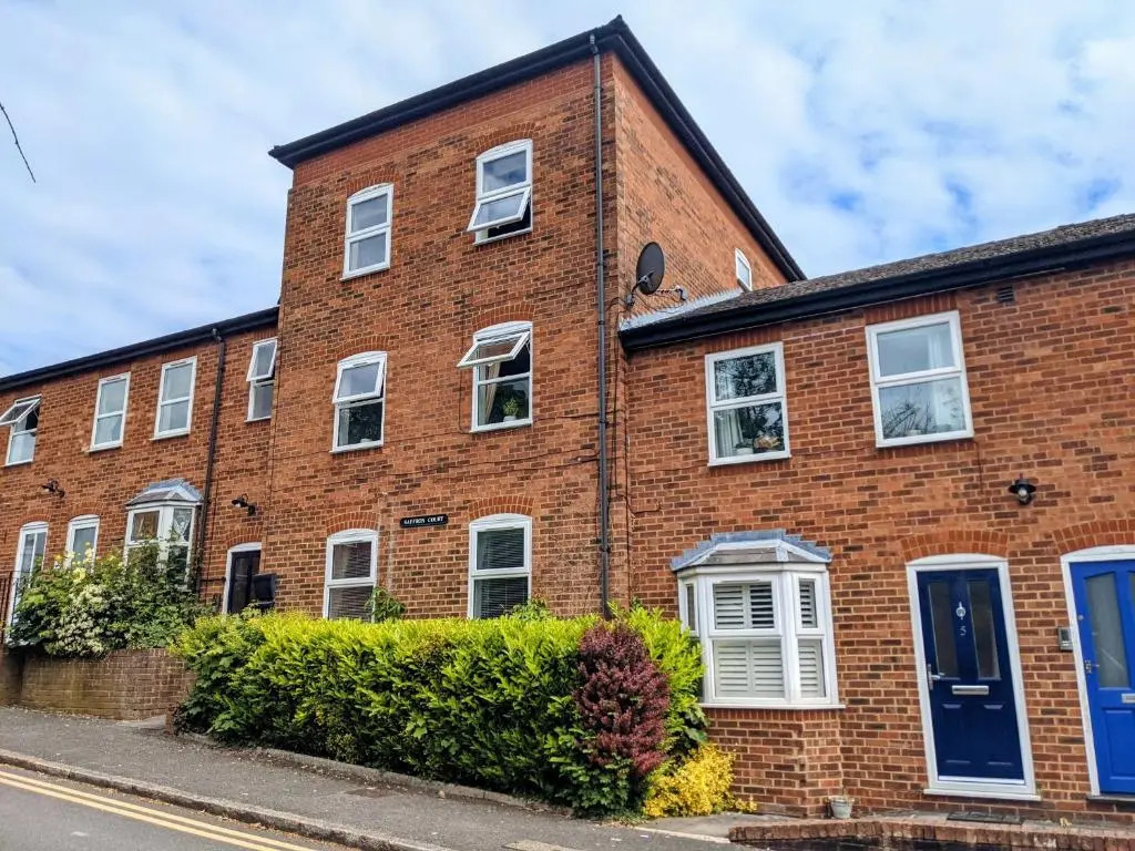 Saffron Court Apartments