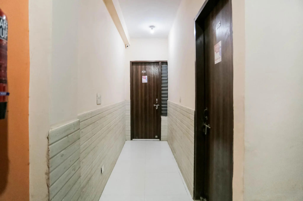 OYO 76973 Guru Ji Guest House