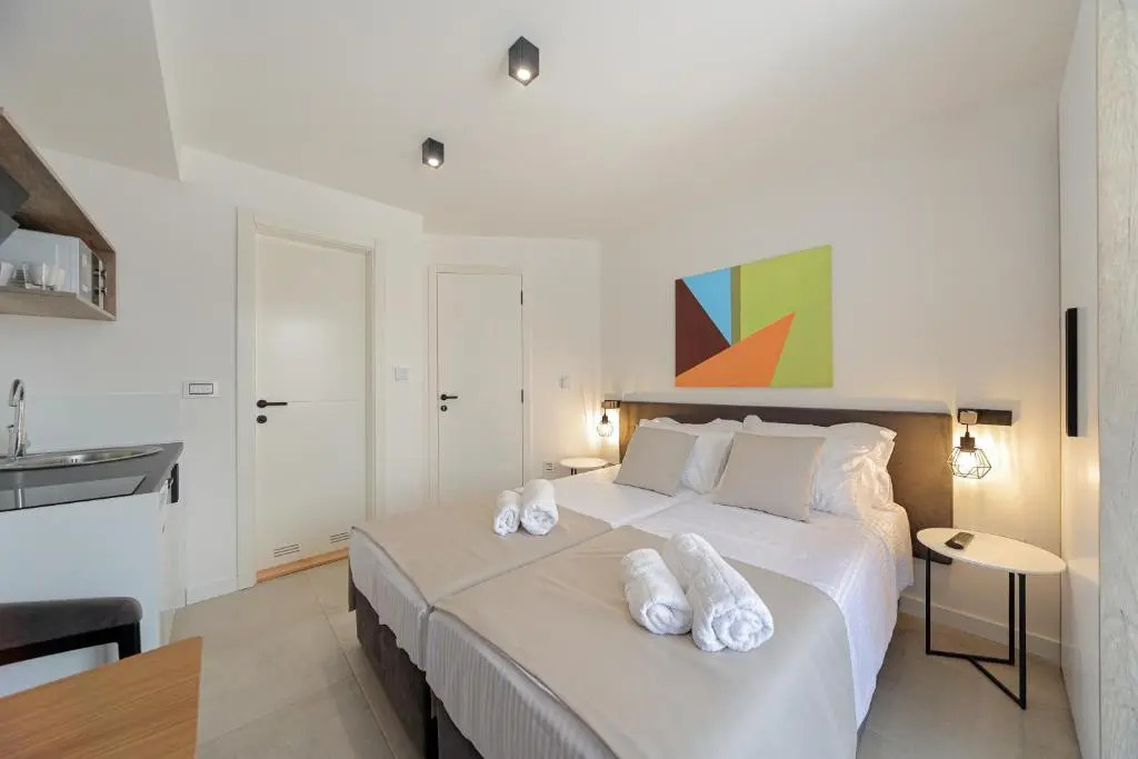 9 apartments