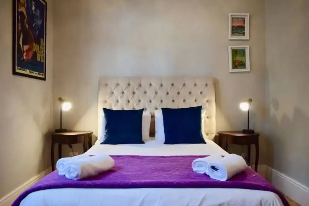 Spacious 3 Bedroom Home Green Point