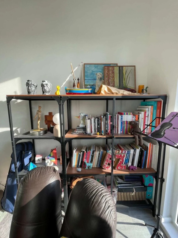 Bright 1BD Flat W/balcony - Heart of Brixton!