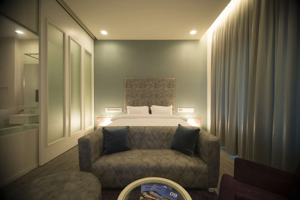 The Beverly Hills Hotel