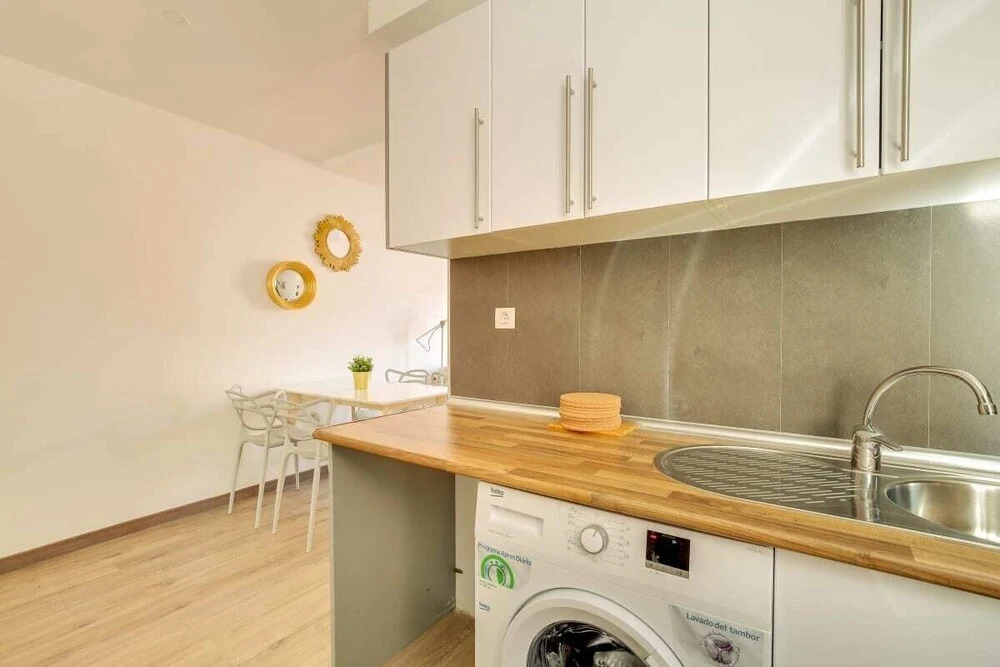Wonderful Renovated 1 Bed With Terrace