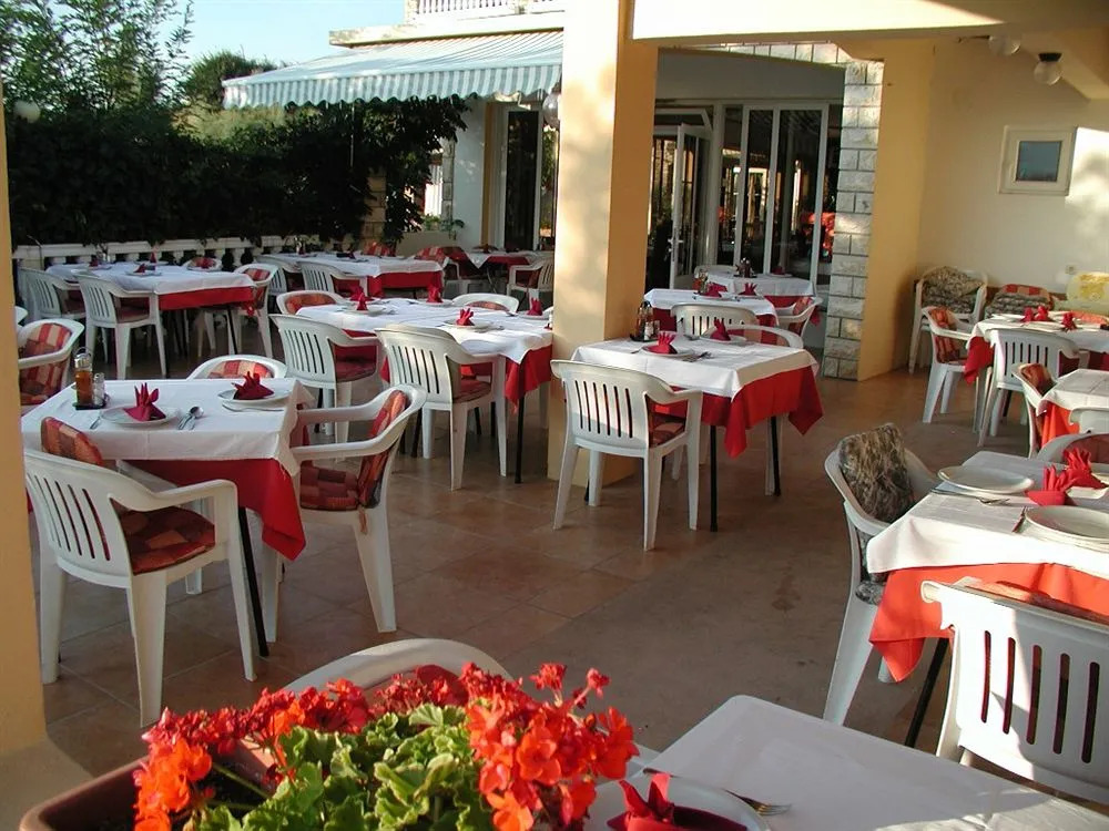 Hotel Tony