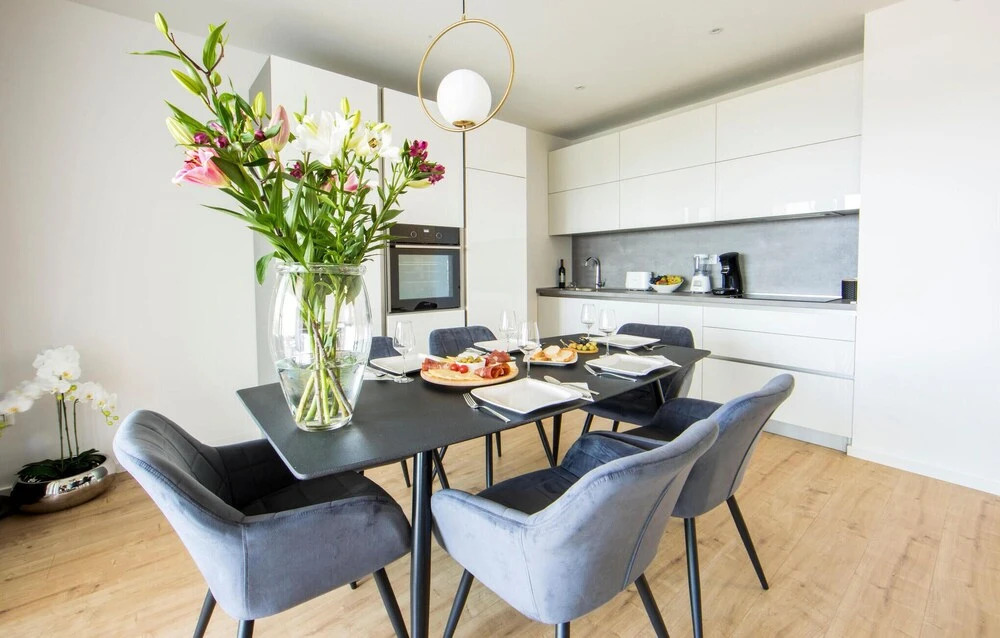 Amazing Home in Podstrana With 5 Bedrooms, Wifi and Outdoor Swimming Pool