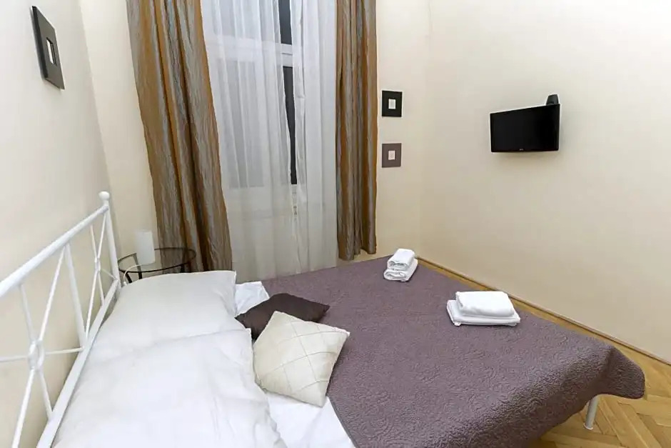 Budapest B&B Bed and Breakfast
