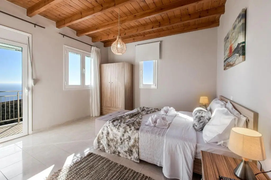 Tranquil sea view villa with private pool, just 2km from the beach