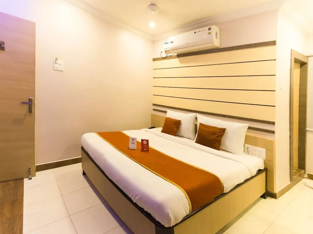 Tanvi Grand by OYO Rooms
