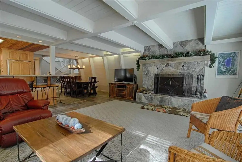 Ping Pong Table in Large Agate Bay Chalet #150