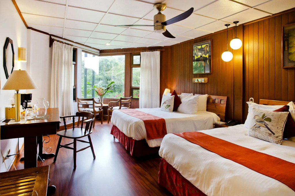 Monteverde Lodge by Böëna