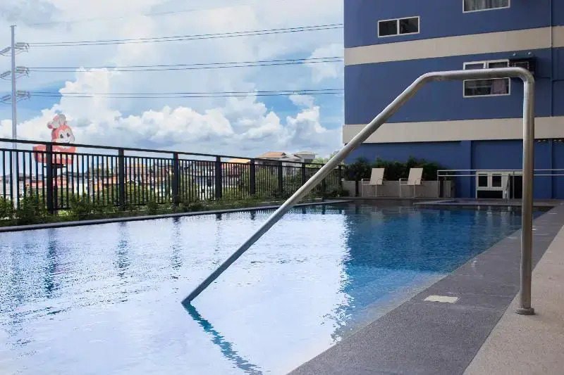 Novel Hotel Manila