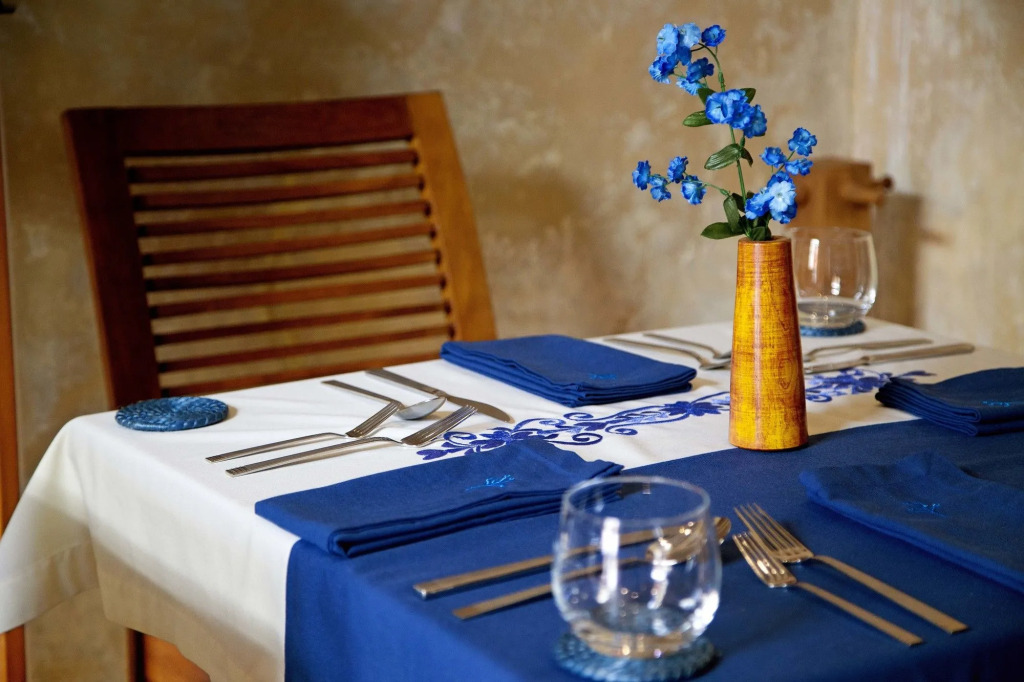 Yaax Hotel Boutique