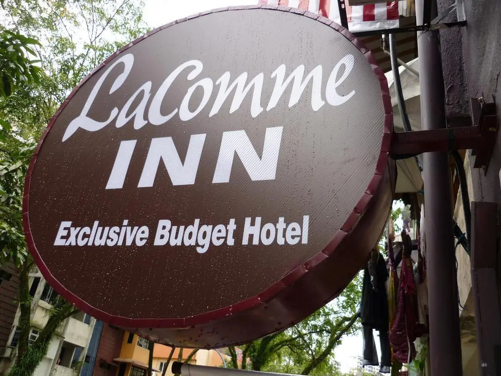 Lacomme Inn