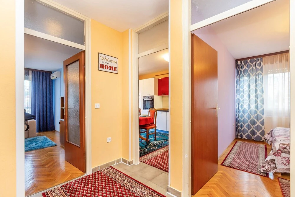 Apartment Infinity 22