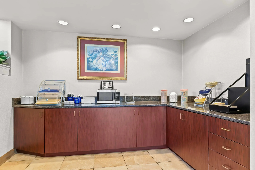 Days Inn by Wyndham Saint Pauls