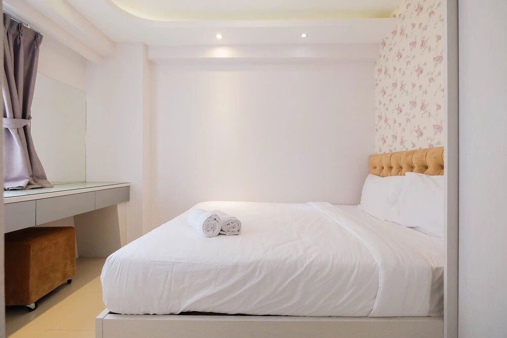 Cozy and Elegant 2BR Bassura Apartment